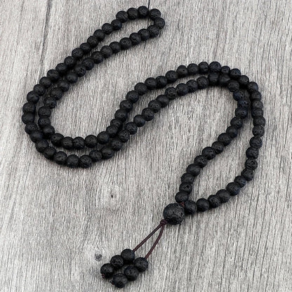Colar Mala Premium com 108 Contas de Pedra de Lava Negra Natural