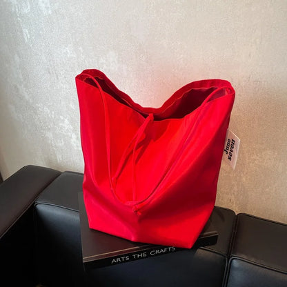 Bolsa Tote Minimalista Premium