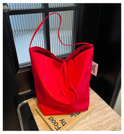 Bolsa Tote Minimalista Premium