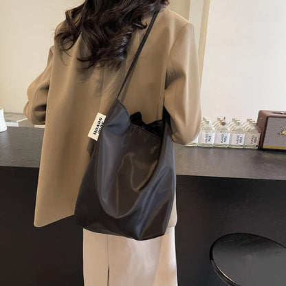 Bolsa Tote Minimalista Premium